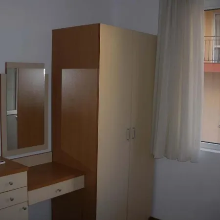 Levante Apartcomplex Nesebar